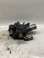 Nissan X-Trail T30 Boîtier de thermostat / thermostat 