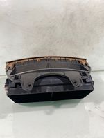 Mercedes-Benz E W211 Griglia di ventilazione centrale cruscotto 21183008902090