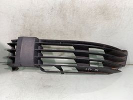 Volkswagen PASSAT B5.5 Grille inférieure de pare-chocs avant 3b0853665