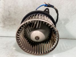 Nissan Navara D40 Pečiuko ventiliatorius/ putikas 