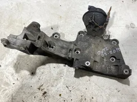 Mitsubishi Outlander Generator/alternator bracket 03g903143j