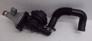 Volkswagen Golf III Soupape vanne EGR 021131101A