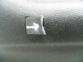 Mercedes-Benz R W251 Garniture panneau latérale du coffre 
