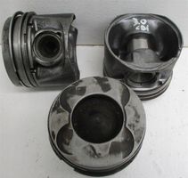 Mercedes-Benz ML W164 Piston 0830923+