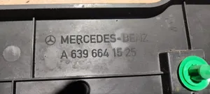 Mercedes-Benz Vito Viano W639 Sedynės apdaila A6396641525