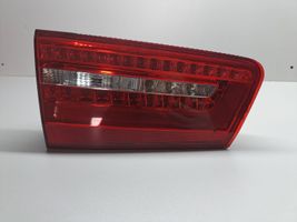 Audi A6 C7 Lampy tylnej klapy bagażnika 4G9945093B