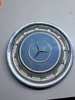 Mercedes-Benz W123 R 14 riteņa dekoratīvais disks (-i) 