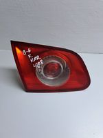 Volkswagen PASSAT B6 Lampy tylnej klapy bagażnika 3c994509308s