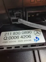 Mercedes-Benz E W211 Centralina del climatizzatore 2118300890
