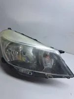 Toyota Yaris Lampa przednia 