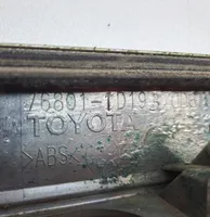 Toyota Yaris Listwa oświetlenie tylnej tablicy rejestracyjnej 768011D193