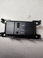 Hyundai Santa Fe USB jungtis 202008220