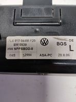 Volkswagen Transporter - Caravelle T5 Monitor / wyświetlacz / ekran 7L6919044M