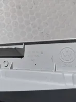 Volkswagen Golf VII Altro elemento di rivestimento sottoporta/montante 5G0868144B