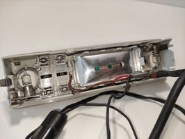 BMW 7 E32 Illuminazione sedili anteriori 1374427