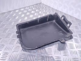 Volkswagen Polo Coperchio/tappo della scatola vassoio della batteria 6Q0915429B