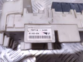 Mitsubishi Lancer Fuse module MR952263