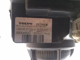 Volvo V70 Headlight/headlamp 8659606