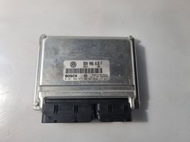 Volkswagen PASSAT B5 Sterownik / Moduł ECU 8D0906018F