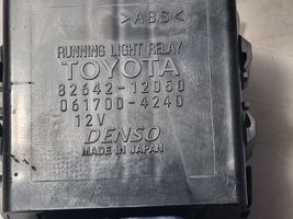 Toyota Previa (XR30, XR40) II Przekaźnik świateł dziennych 8264212050