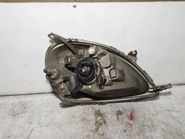 Toyota Yaris Lampa przednia 811700D01100