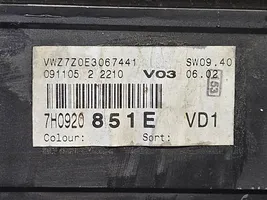 Volkswagen Transporter - Caravelle T5 Speedometer (instrument cluster) 7H0920851E