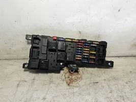 Volvo S60 Fuse module 8678449