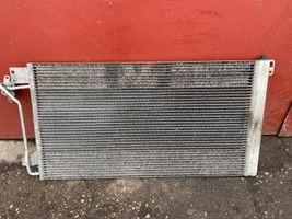 Volkswagen Multivan T5 Radiateur condenseur de climatisation 7H0820411E