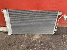 Volkswagen Multivan T5 Radiateur condenseur de climatisation 7H0820411E