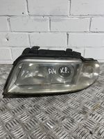 Audi A4 S4 B5 8D Phare frontale 8D0941003AK