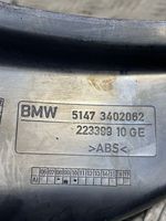 BMW X3 E83 Takaoven kynnyksen suojalista 3402062