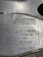 BMW X5 E53 Деталь (детали) канала забора воздуха 7123353