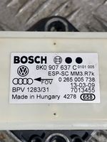 Audi A4 S4 B8 8K Aktiivijousituksen ohjainlaite (ESP) 8K0907637C