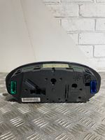 Volkswagen PASSAT B5.5 Geschwindigkeitsmesser Cockpit 3B0920826A