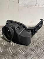 BMW X3 E83 Sportello del serbatoio del carburante 3438033