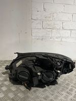 Mercedes-Benz C W204 Lampa przednia A2049065403