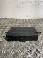 Mercedes-Benz C W203 Navigation unit CD/DVD player A2038209089