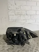 BMW 1 E81 E87 Lampa przednia 7193388