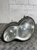 Mercedes-Benz C W203 Lampa przednia 