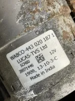 Audi A8 S8 D4 4H Ilmajousituksen kompressoripumppu 4H0616005C