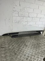 BMW 1 E81 E87 Grille inférieure de pare-chocs avant 7182367