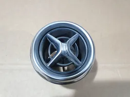 Mercedes-Benz CLA C117 X117 W117 Centrālais gaisa ventilācijas režģis A1568300000