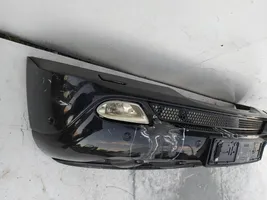 Mercedes-Benz ML W163 Zderzak przedni 
