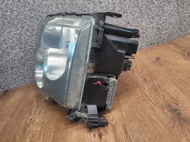 Land Rover Range Rover L322 Lampa przednia 