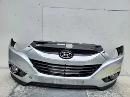Hyundai ix35 Zderzak przedni 