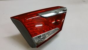 Hyundai i40 Lampy tylnej klapy bagażnika 924033Z0