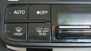 Toyota Auris E180 Unité de contrôle climatique 5546802030