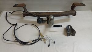 Toyota Auris E180 Set barra di traino 1990T36