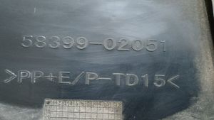Toyota Auris E180 Bagažinės dugno apsauga 5839902051