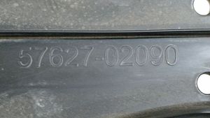Toyota Auris E180 Couvre soubassement arrière 5762702090